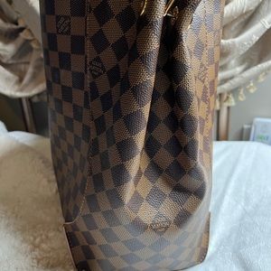 Louis Vuitton, Carissa Hobo D. EBE. RO. BA.